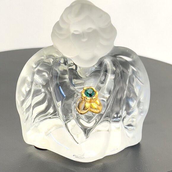 Fenton Guardian Angel Vintage Figurine with Emerald Green Brooch UV Glow USA - Picture 1 of 12